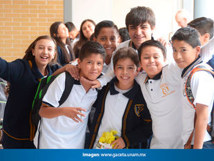 Iniciación Universitaria: La secundaria de la UNAM con pase directo a Prepa 2