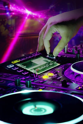 dj-v_party-dj_background_edited.jpg