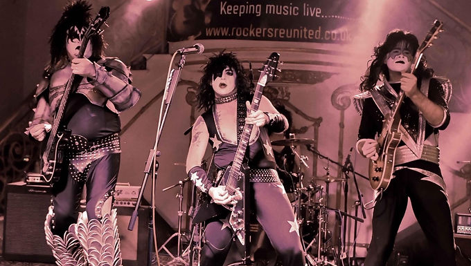 Louth Town Hall, Louth, with Twin Lizzy