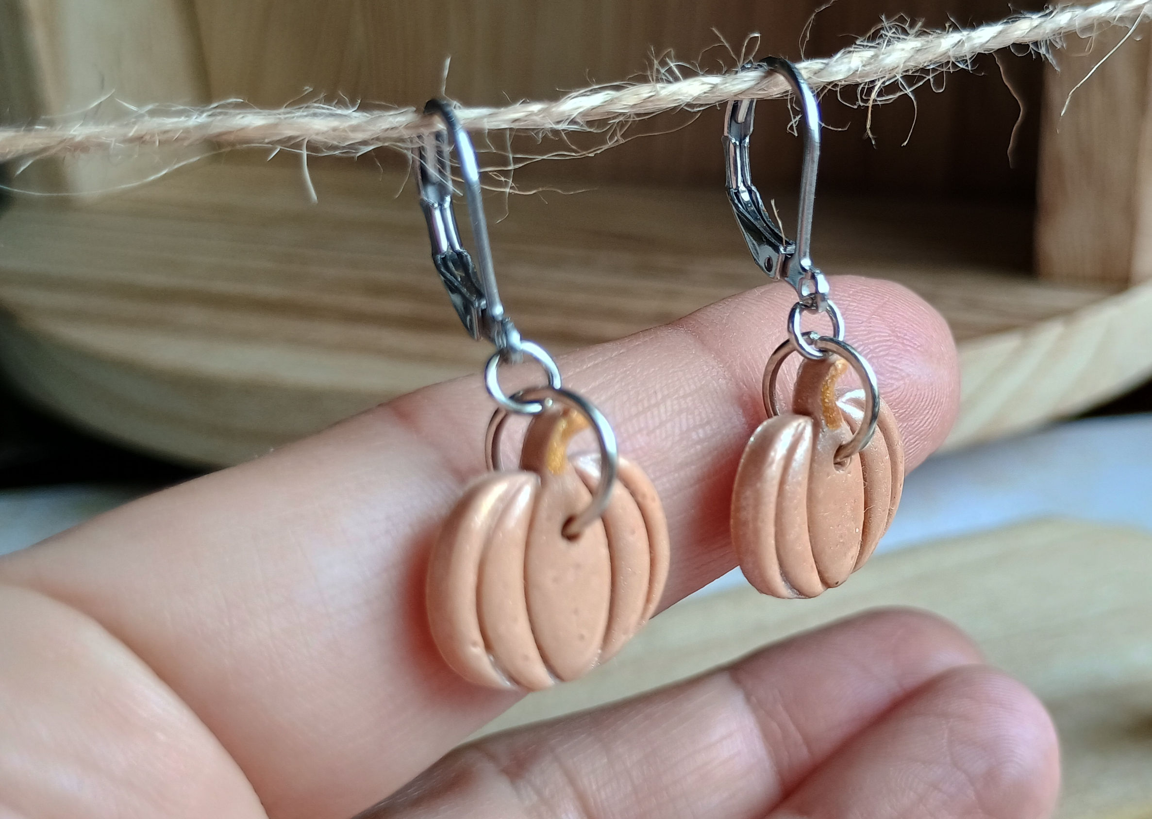 Simple Pumpkin Dangle