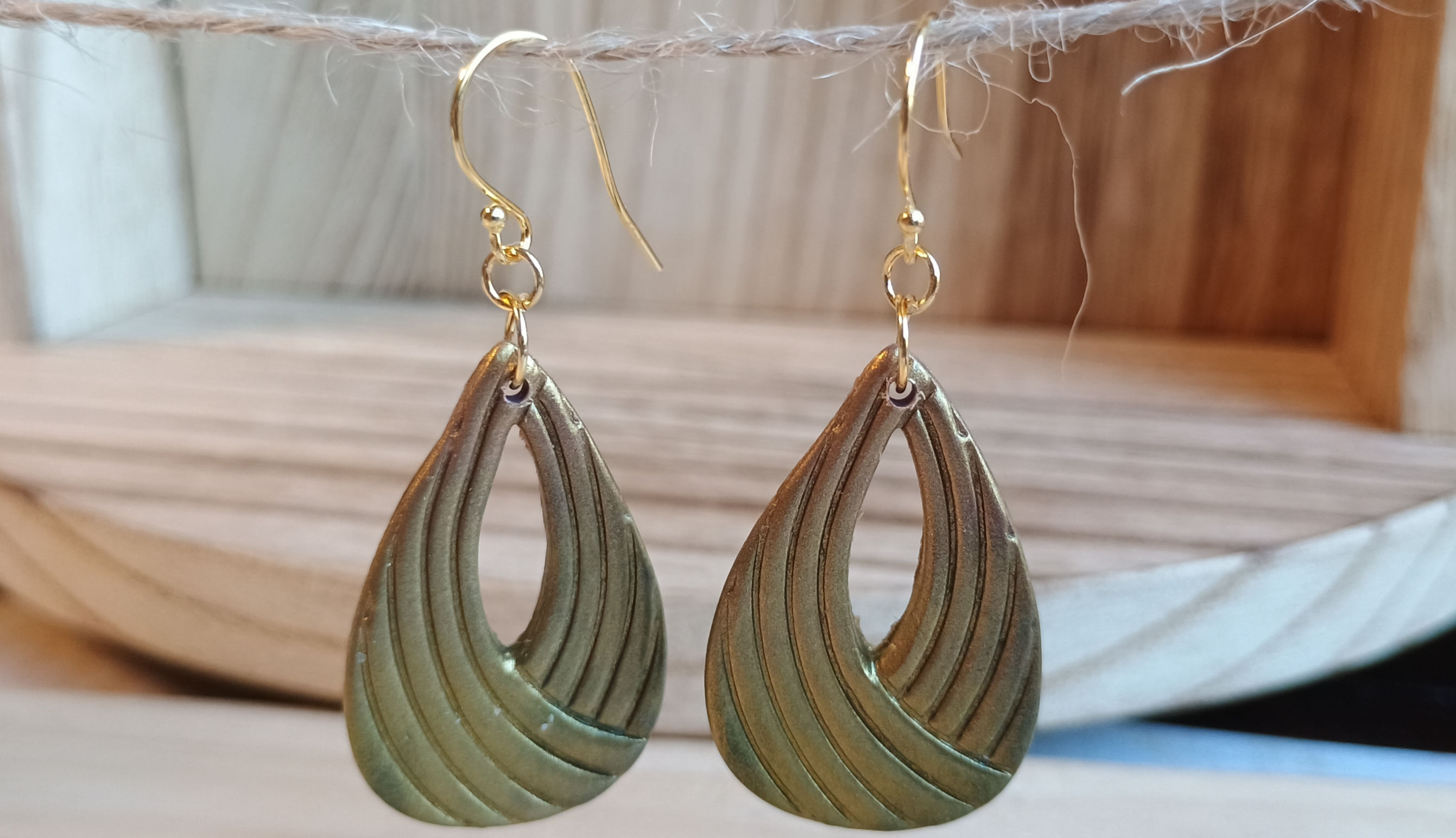 Autumn tear drop on gold sterling