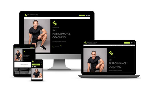 Responsive Darstellung einer Webseite auf Desktop, Laptop, Tablet und Smartphone