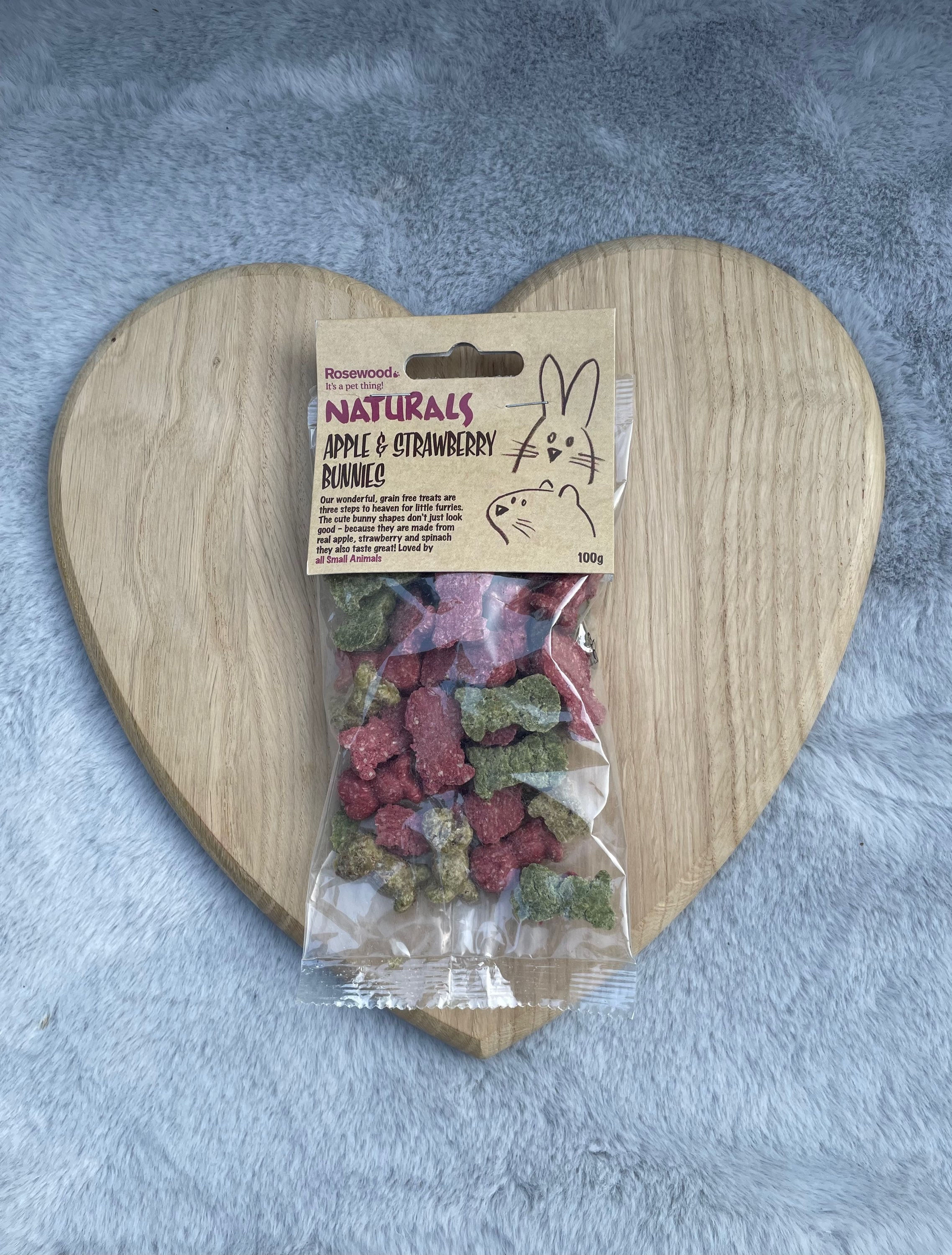 rosewood small animal apple, strawberry and spinach shaped bunny treats