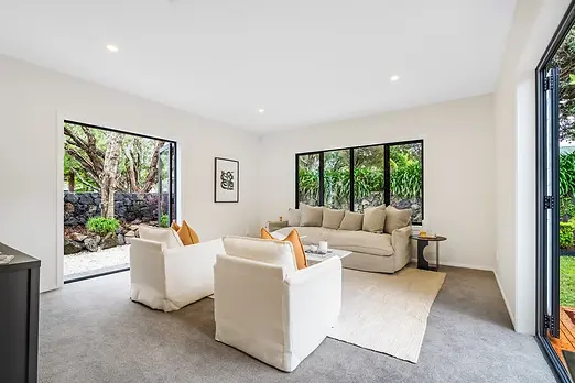 ee35-H3400871-170449791__1761781749-30347-37PearyRoad-85-HDR.jpg.webp