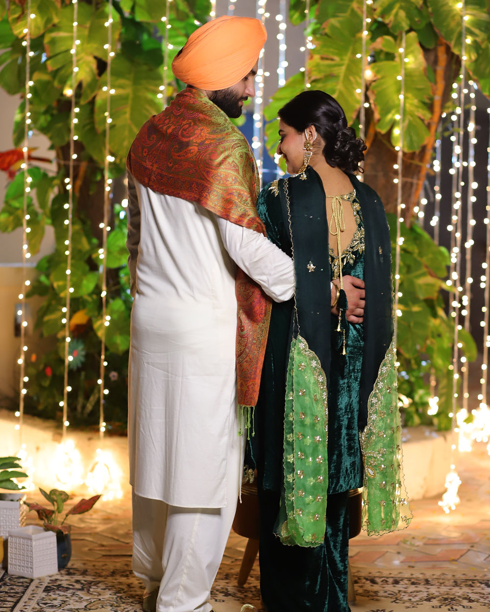 Noorani — Emerald Velvet Suit view 4