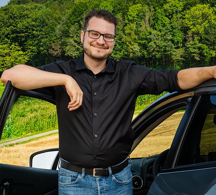 Ricardo Vallejo Krul moniteur auto-école fribourg