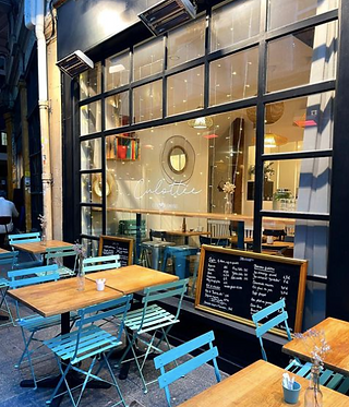 Terrasse du coffee shop Culottée
