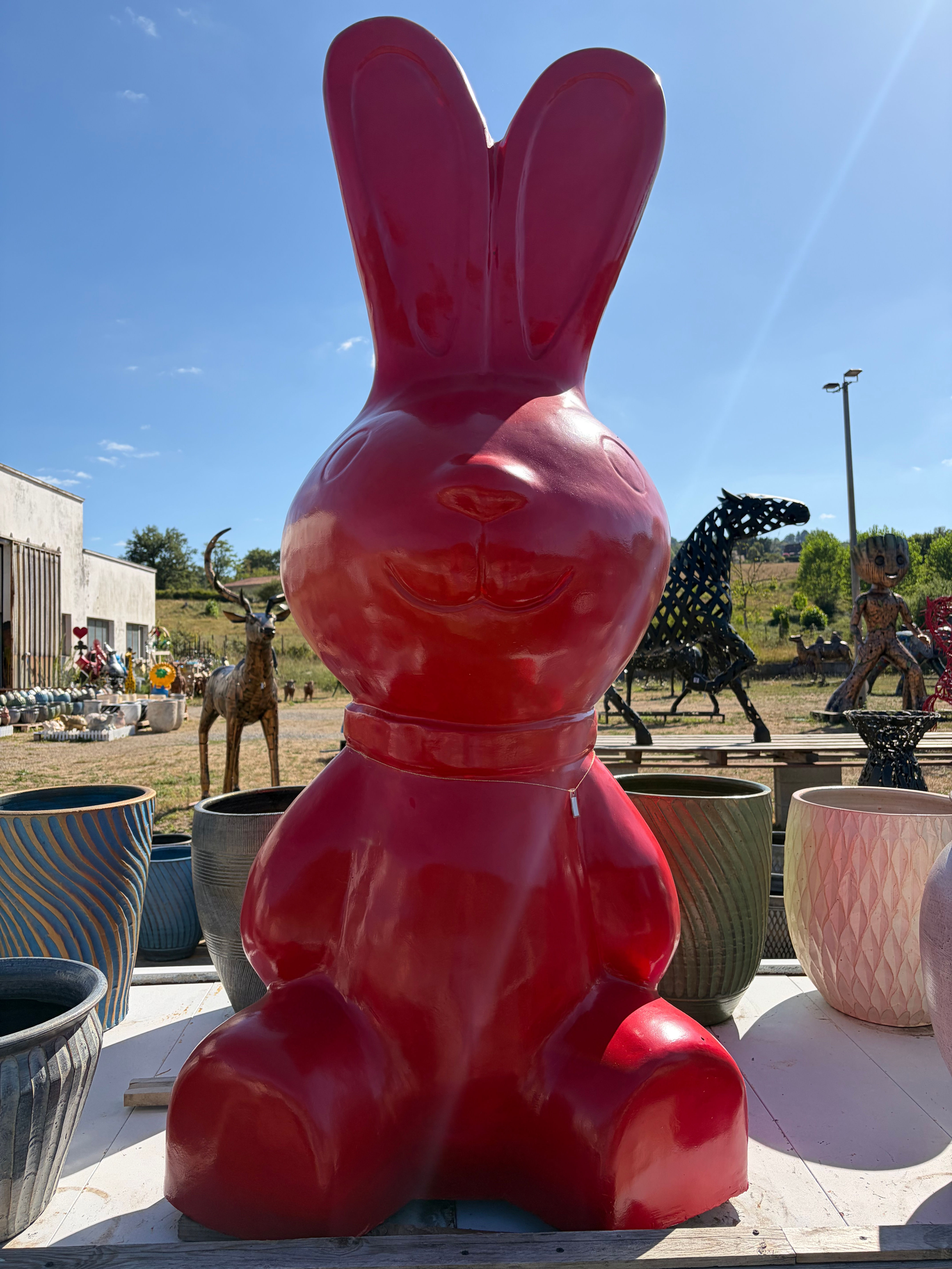 Lapin en fibre au ciment