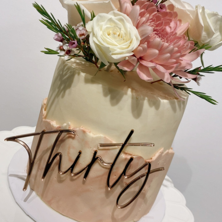 Dash of Delicious Custom Cakes Waterloo