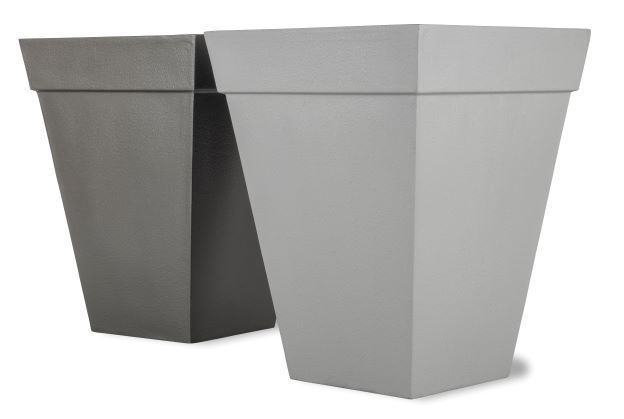 Miniature : Geo classic fiberglass planter