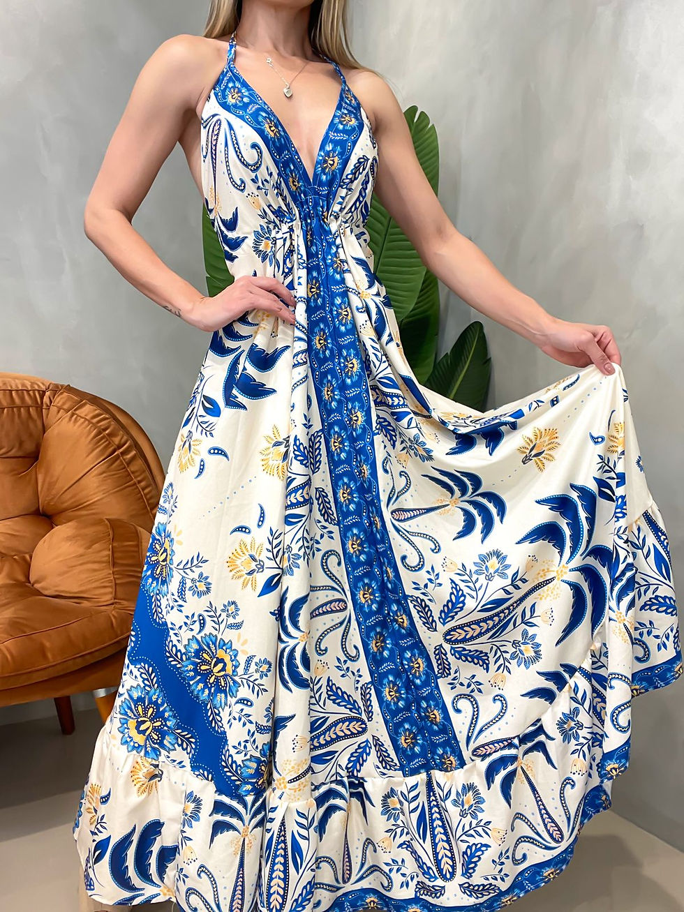 Miniatura: Vestido Longo em Crepinho de Alça e Costas Nua Estampado Raquel Ref. 1608