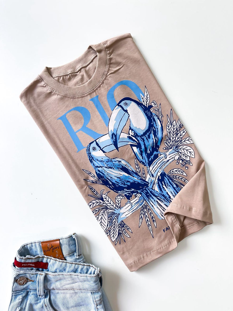 Miniatura: T- Shirt Cropped Estampas Tropical Ref. 809