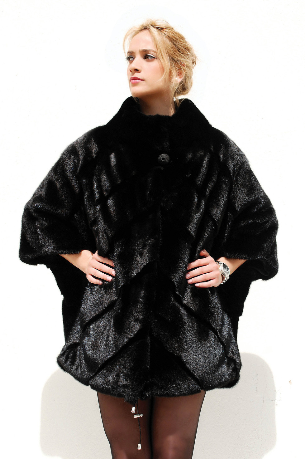 MANTEAU EN FOURRURE DE VISON NOIR