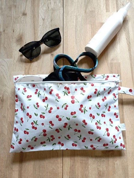 Miniature : Sac Maillot de bain Cerises blanc
