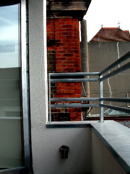 second floor balconyb.jpg