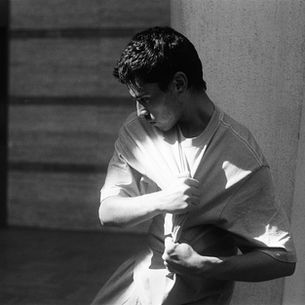 “Con la Sole”: La danza contemporánea explora la soledad, la identidad y los imaginarios de lo masculino