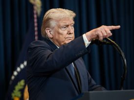 How Trump Turns News Media into Political Theatre