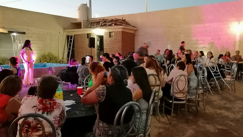 Pedro Villalobos realiza convivio para Madres  