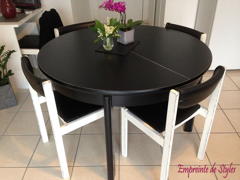 Veille table en chéne foncé repeinte
