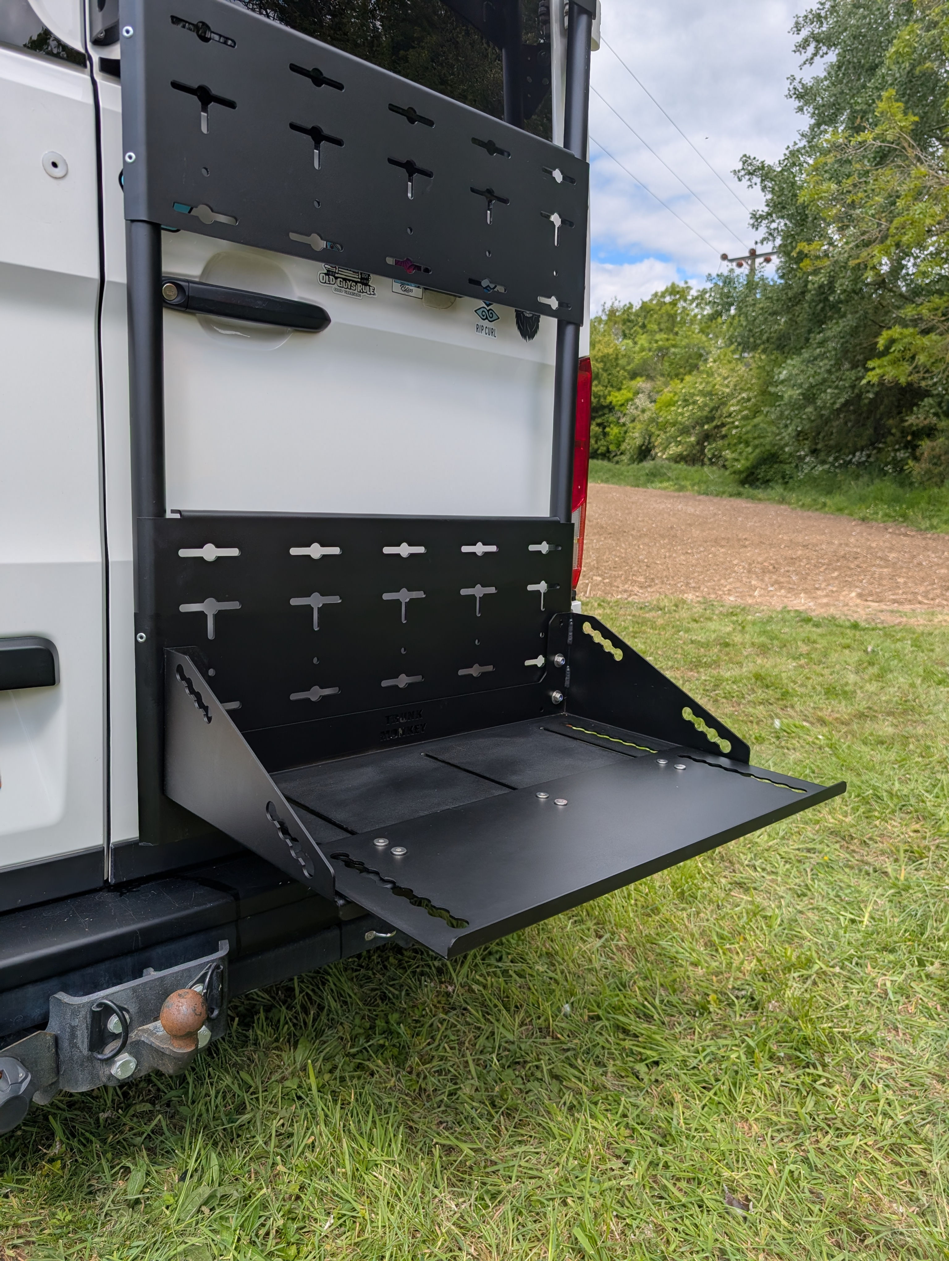 Lightweight Modular Utility Tray