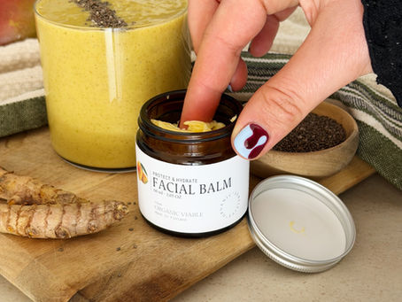 Strålande hud inifrån och ut – recept och hudvård som stöttar på djupet