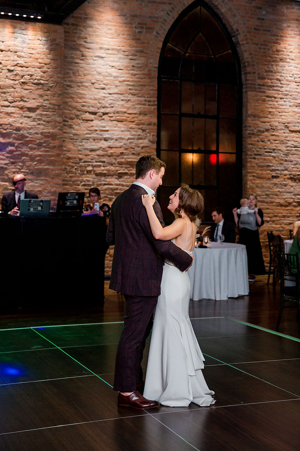 bride and groom first dance at clementine hall