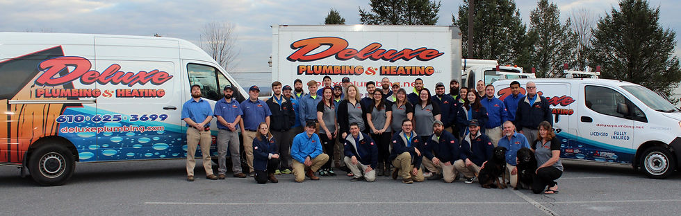 Deluxe-Team-Picture-About-Us.jpg
