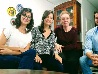 CAFÉ MOVA #1 - Angela Andrade