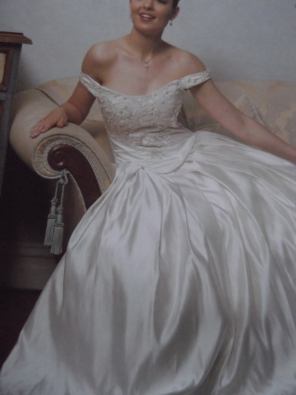 Judy Medway Bridal