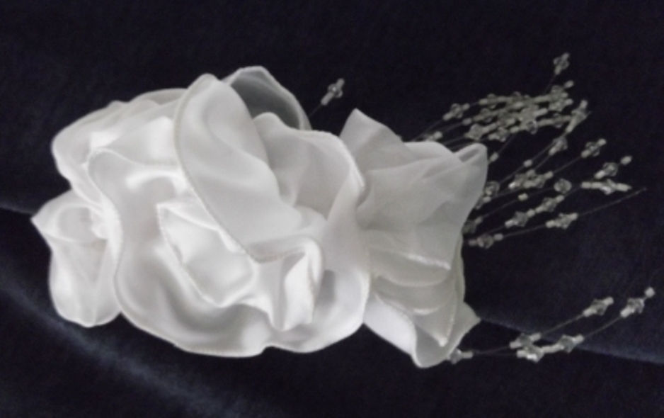 Thumbnail: Beaded White Ruffle Flower Headpiece