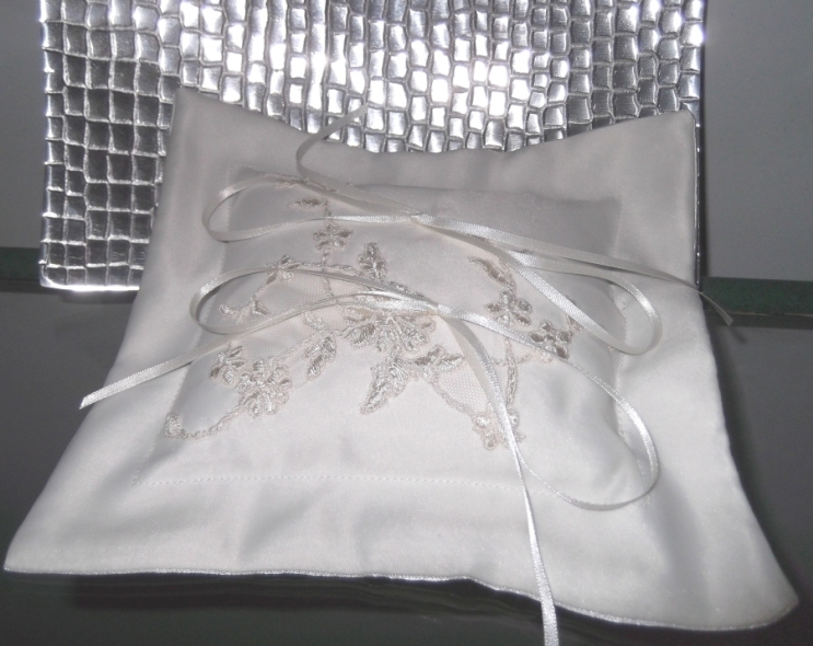 Judy Medway Bridal
