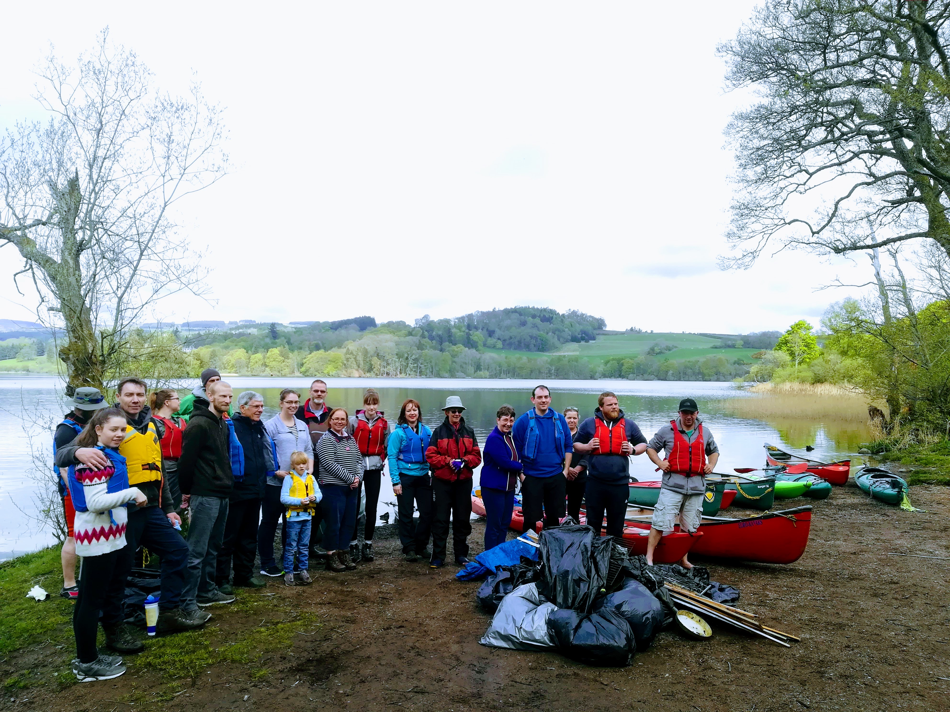 Litter Free Paddle at Clunie Loch April 2019