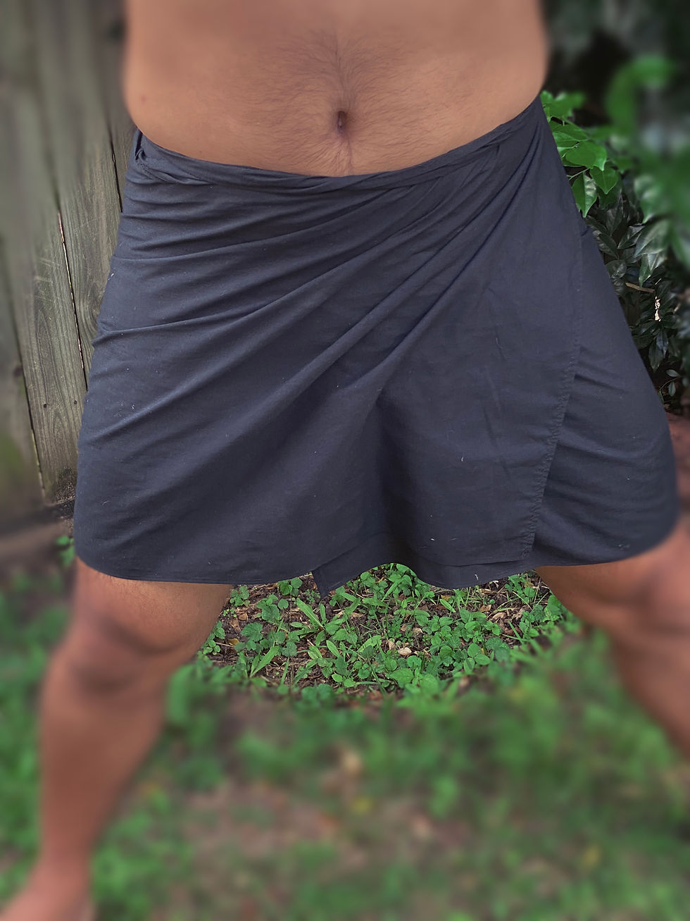 Thumbnail: MALE - Plain Black Short Ie Lavalava 
