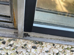 Ravena University District broken double pane glass repair replacement service