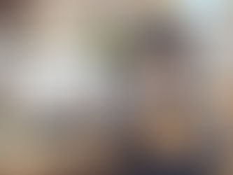 迷惑メールに困惑している、行政書士事務所オフィスМイメージキャラクターゆり