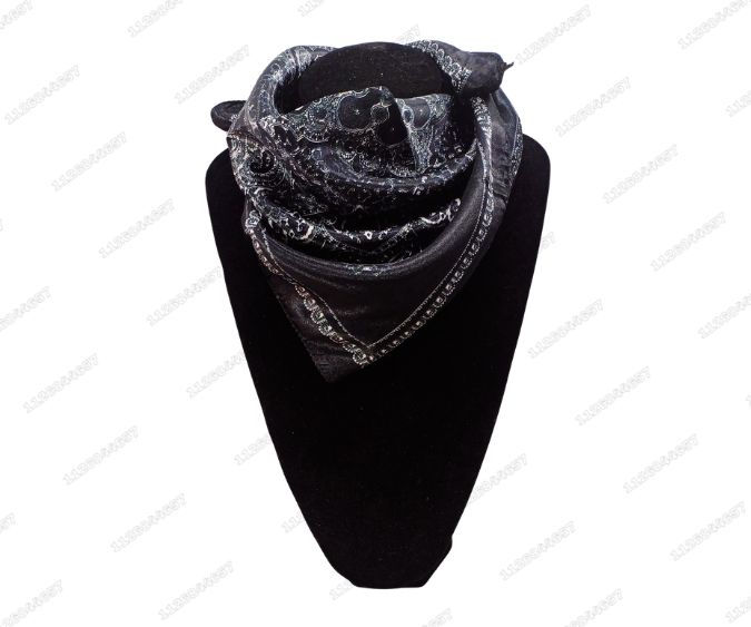 Miniatura: [CH-292-1196] PAÑUELO CON DISEÑO 50X50 CM  COD.777-23-6