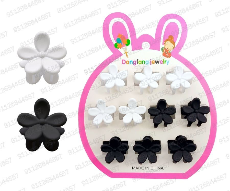 [BR-170-1012] MINIBROCHES BLANCOS Y NEGROS CON FORMAS