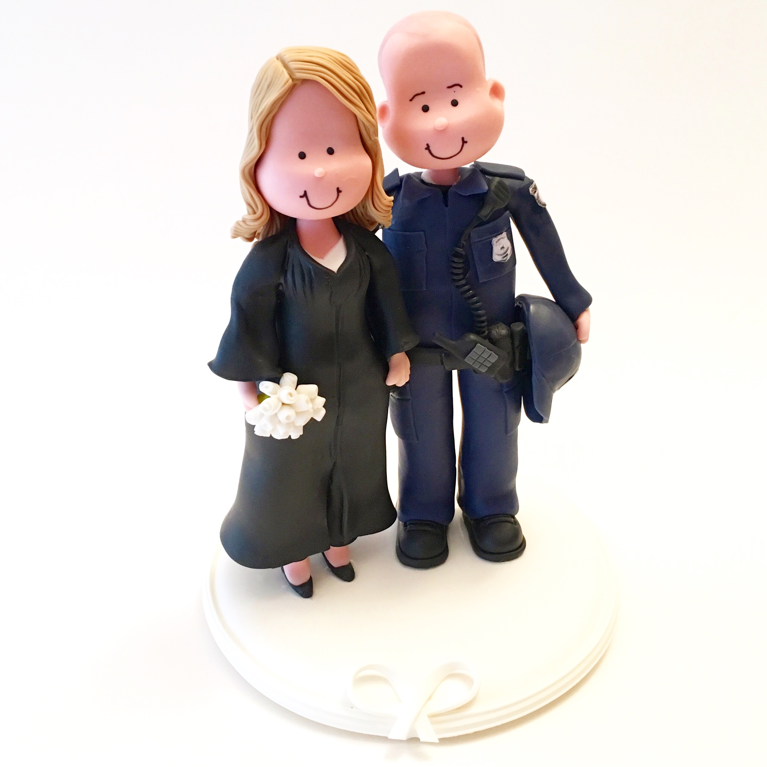 wedding-cake-topper-judje-police