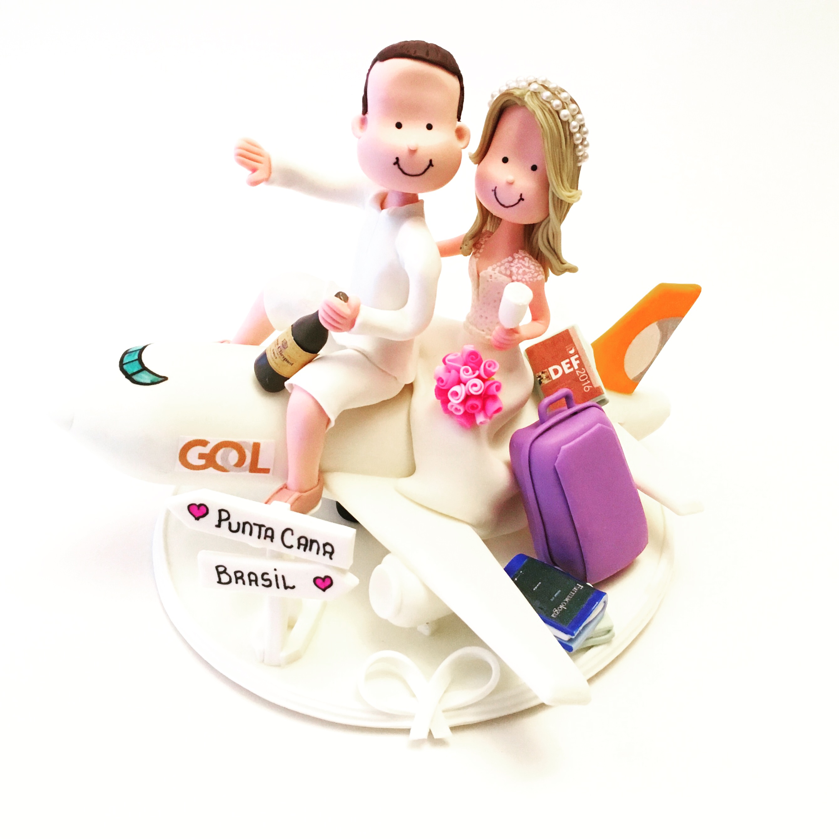 wedding-cake-topper-airplane-travel-13