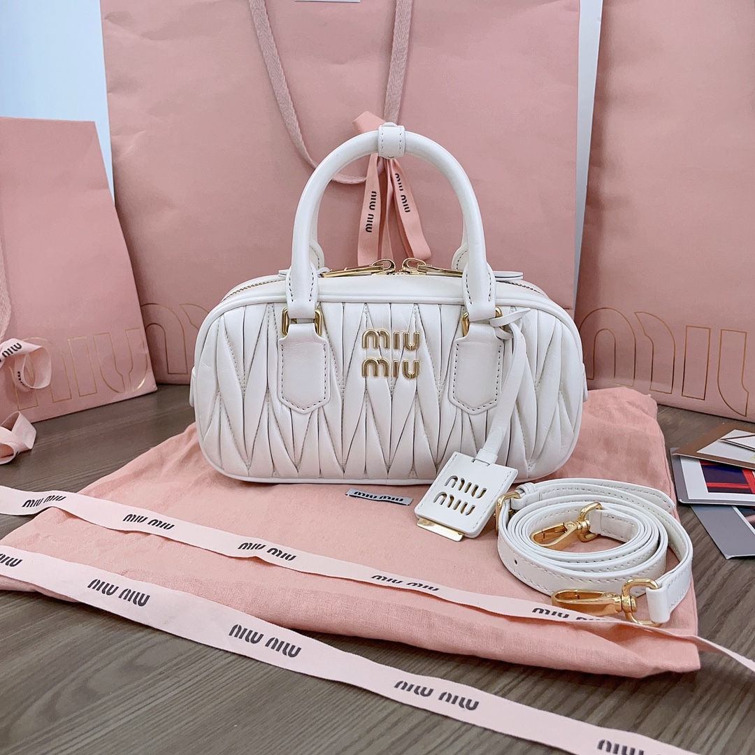 Geanta Miu Miu Matelasse 