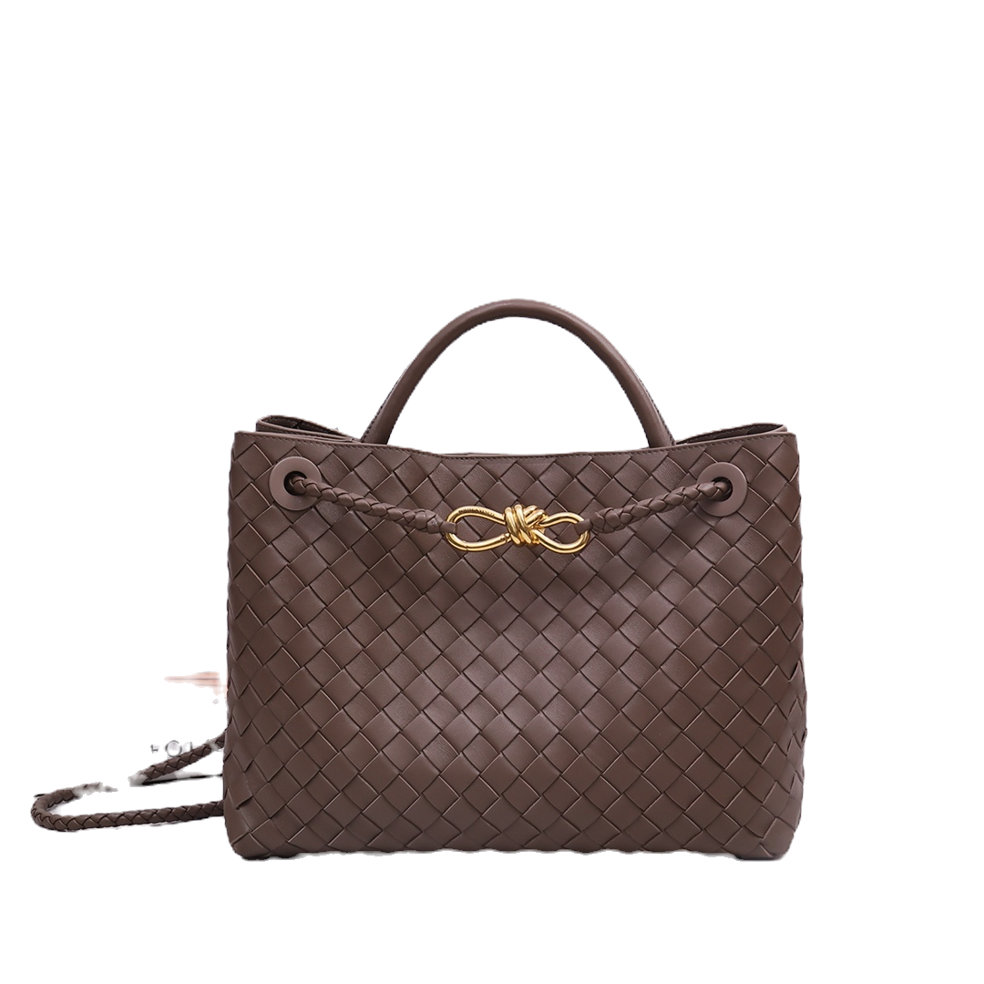 Botegga Veneta Leather  Bag  In Brown