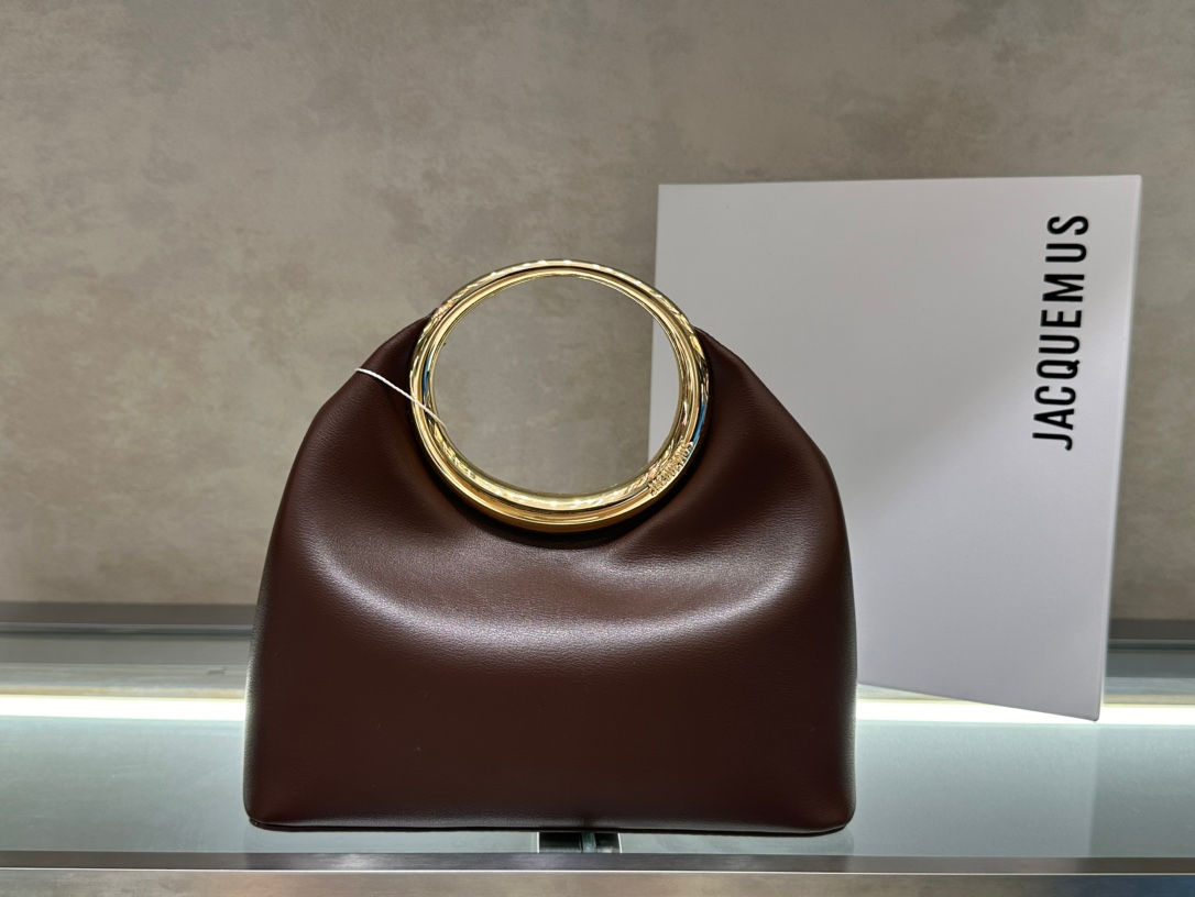 Jacquemus les sculptures bag brown