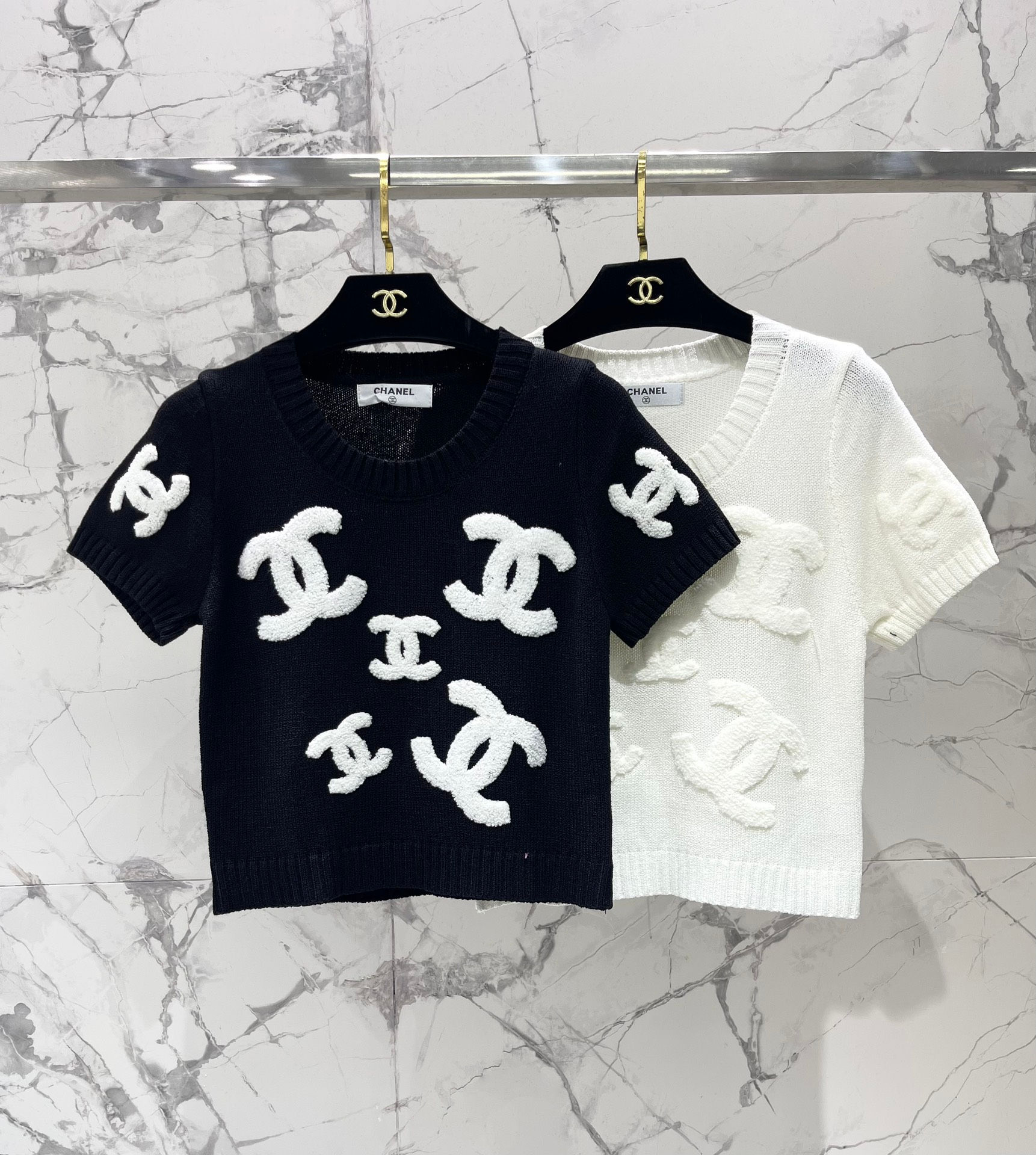 Chanel pullover 