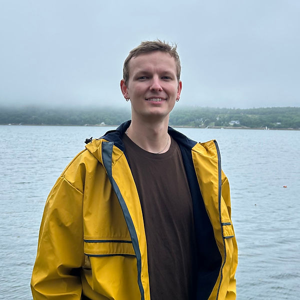 Profile Photo_edited.jpg
