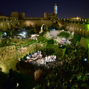 Hotels-Models14015 2_edit_new 2.jpg