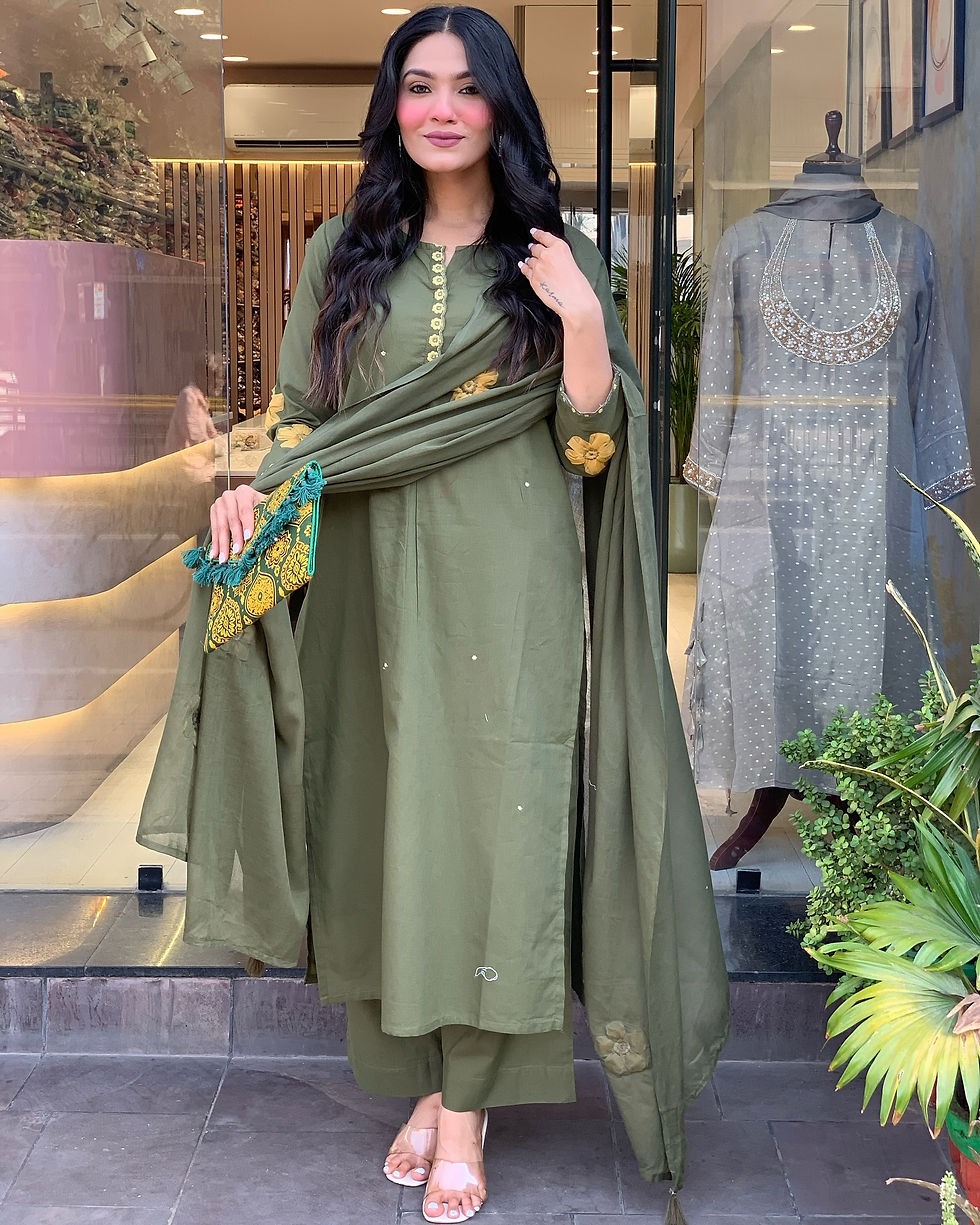 Thumbnail: Women’s Readymade Chanderi Silk Suit Set (Green)