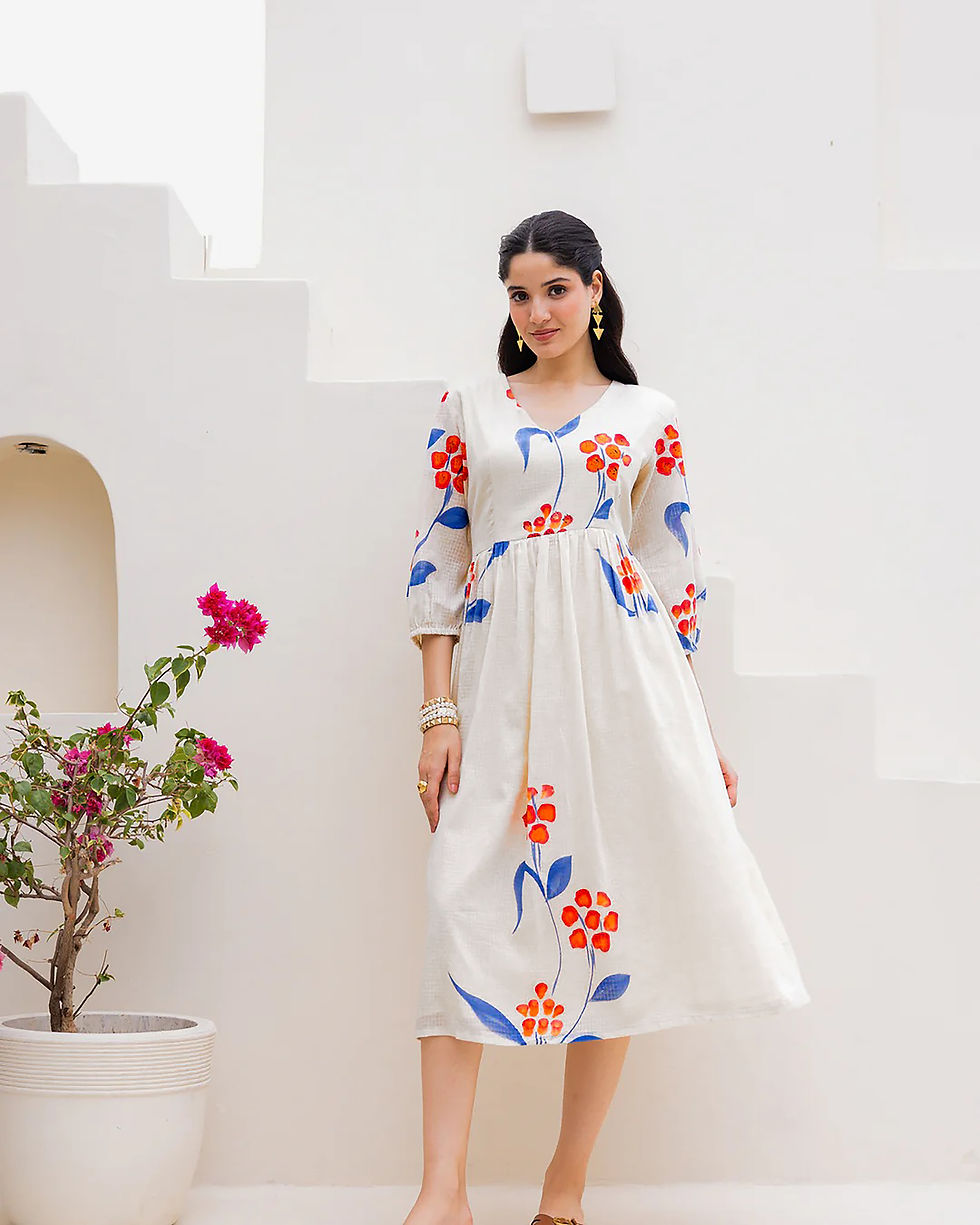 Thumbnail: Women’s Elegent Printed Kota Checks Long Kurti (White)