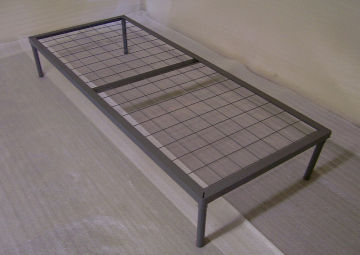 STEEL DIVAN