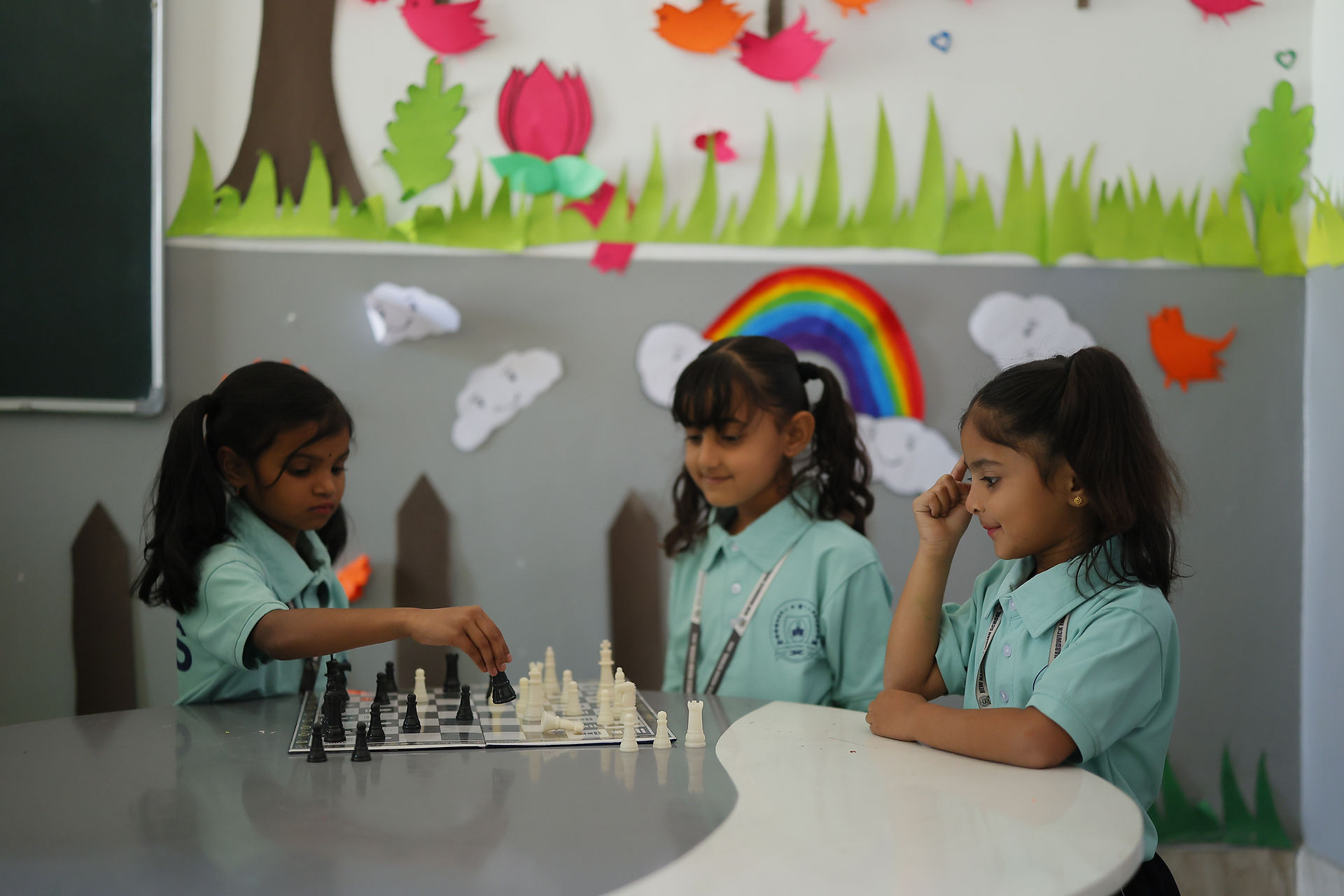 NHIS - KK Apple Kids Indoor games