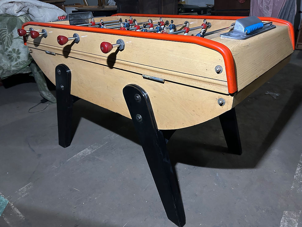 Thumbnail: Babyfoot Bonzini B60 de 1989 d'occasion (Réf. BBDV0007)